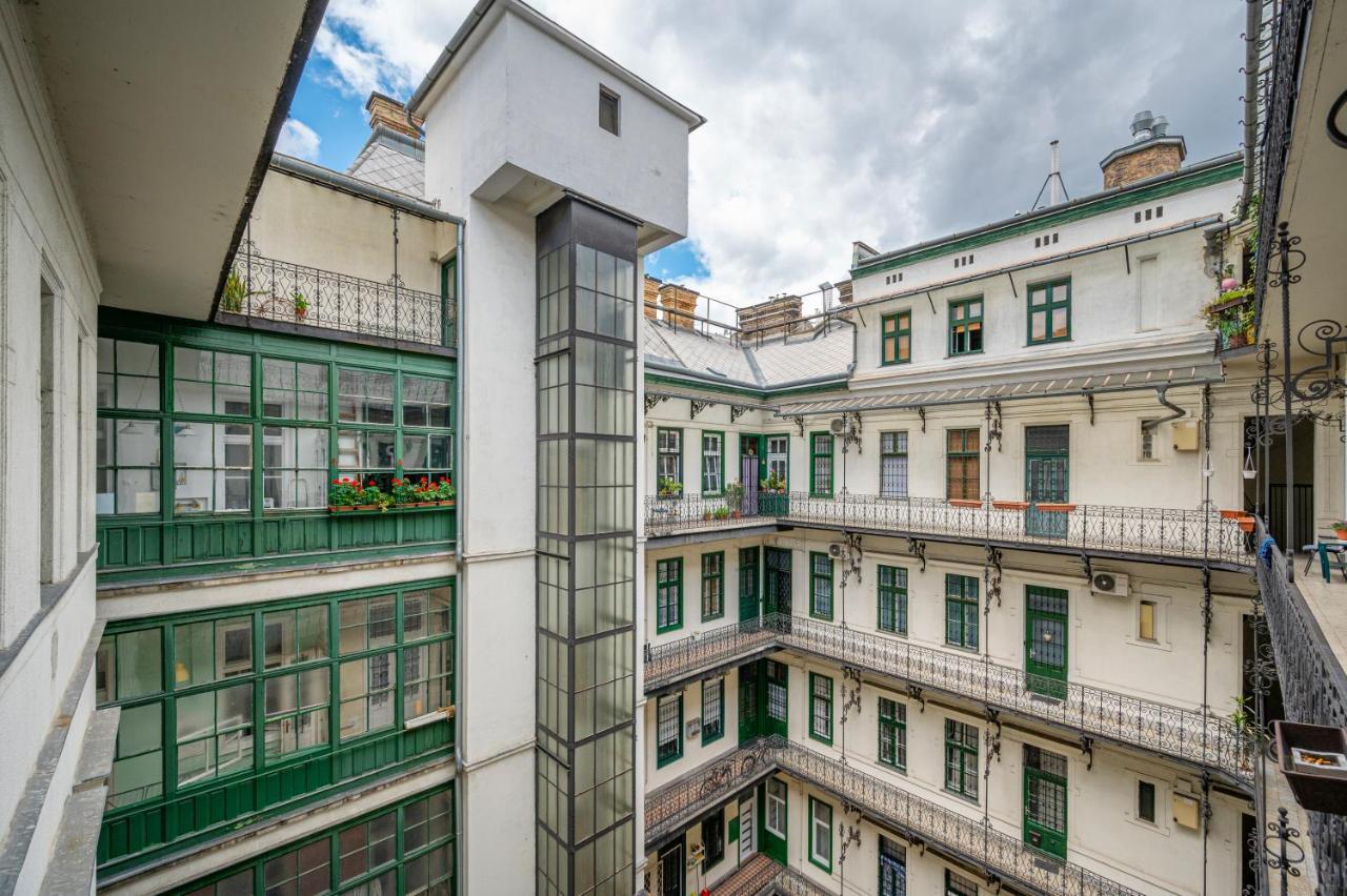 Design Apartment W Ac On Ring Road By Newave Apartments Budapest Eksteriør billede
